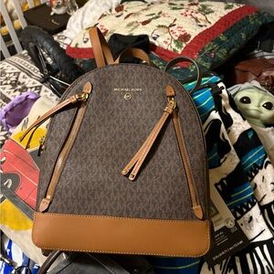 Micheal Kors backpack purse! Only used 3 times in excellent shape